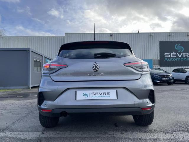 Renault Clio image 6