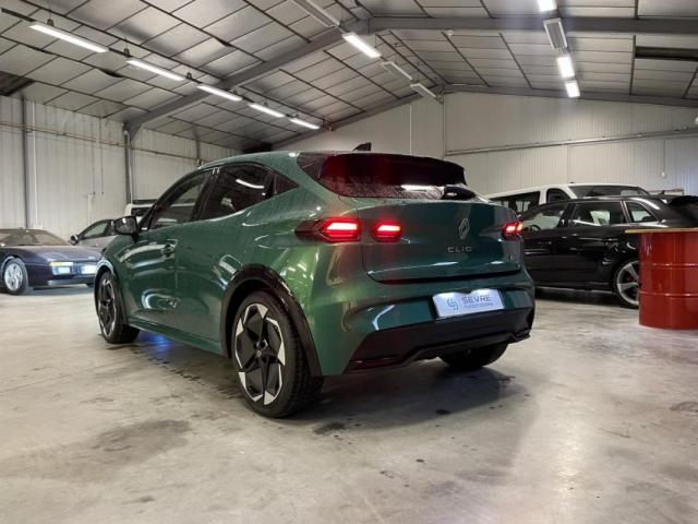 Renault Clio image 2