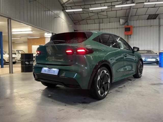 Renault Clio image 8