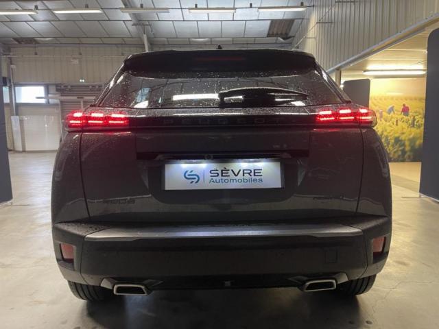 Peugeot 2008 image 8