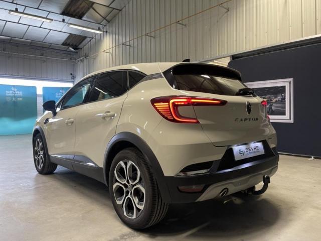 Renault Captur image 9