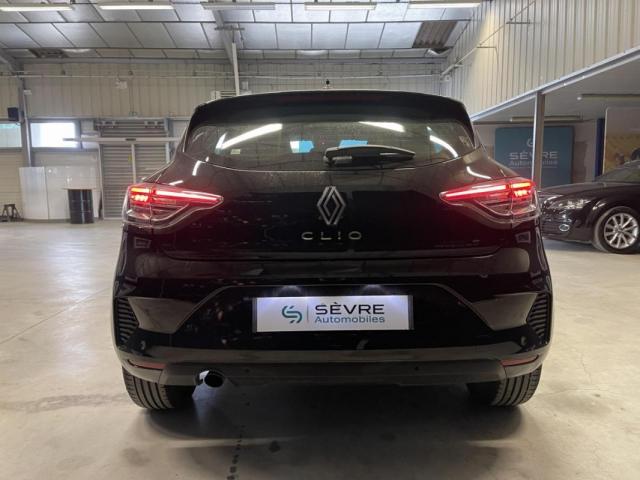 Renault Clio image 8