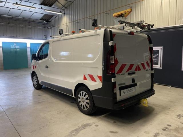 Renault Trafic image 1