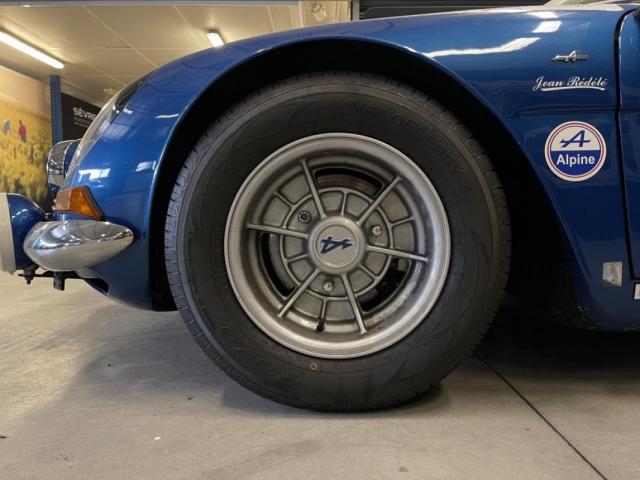 Alpine A110 image 5