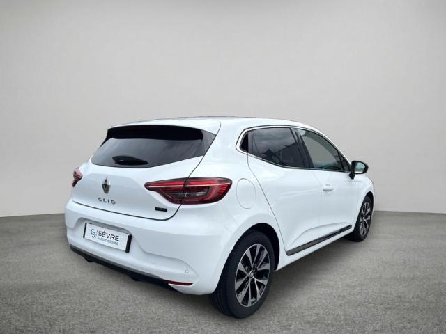 Renault Clio image 8