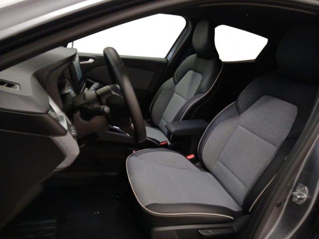 Renault Clio image 1