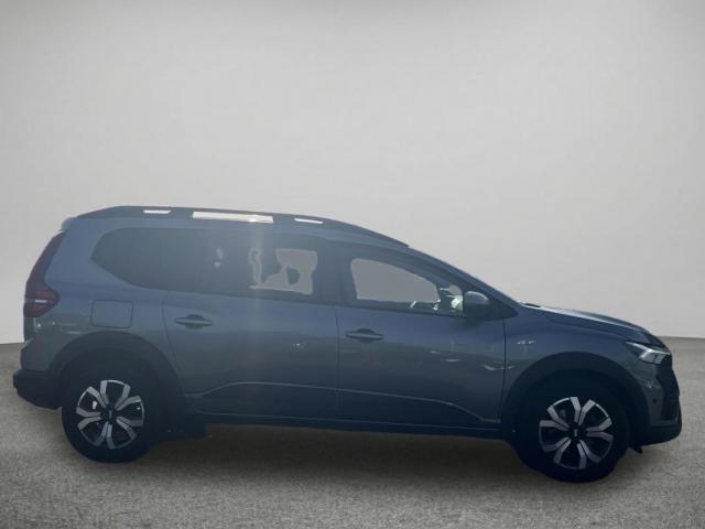 Dacia Jogger image 8