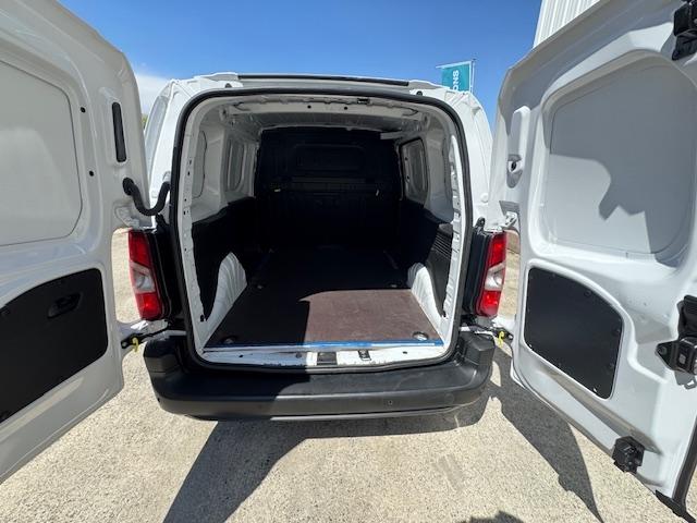 Peugeot Partner image 2