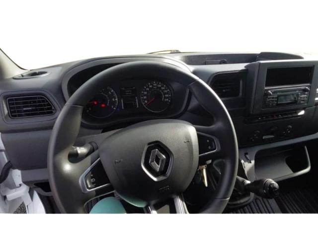 Renault Master image 9