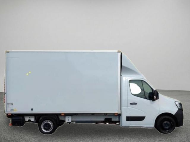 Renault Master image 1
