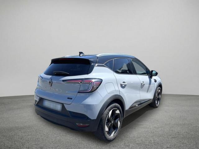 Renault Captur image 2