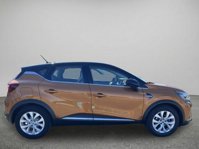 Renault Captur image 9
