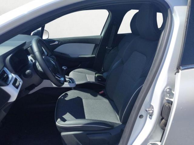 Renault Clio image 9