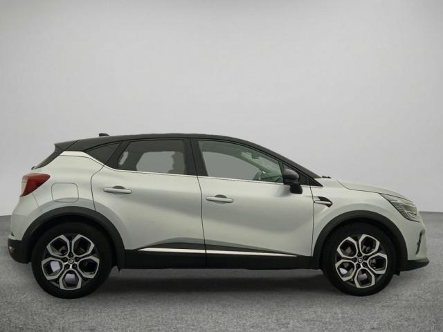 Renault Captur image 9