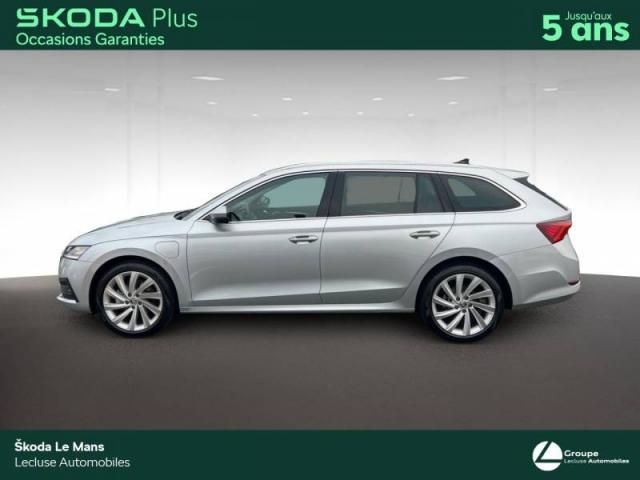 Skoda Octavia image 1