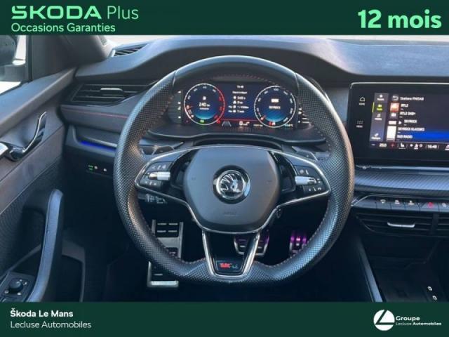 Skoda Octavia image 2