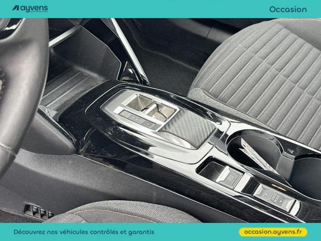 Peugeot 2008 image 3