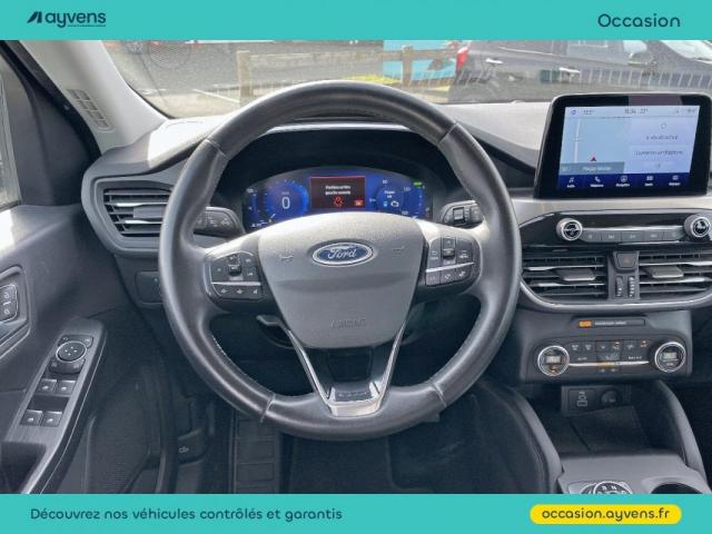 Ford Kuga image 3