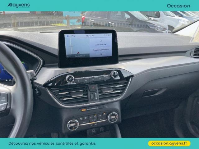 Ford Kuga image 8
