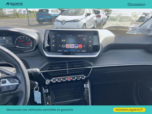 Peugeot 208 image 8