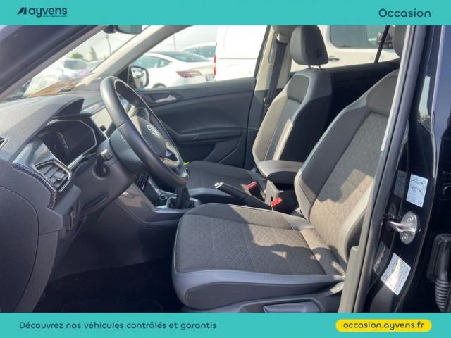 Volkswagen T-Cross image 2