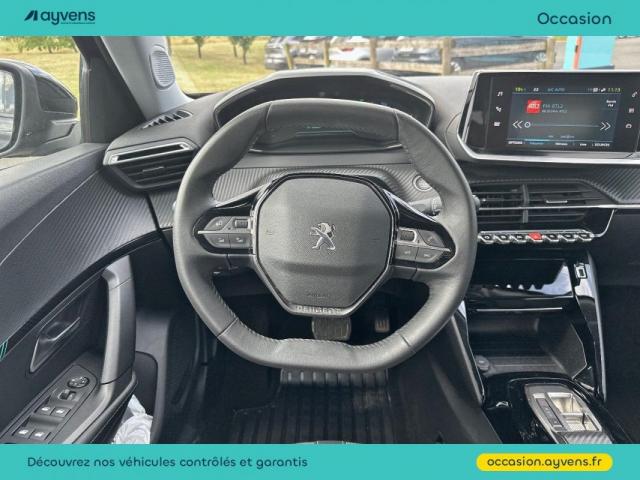 Peugeot 2008 image 8