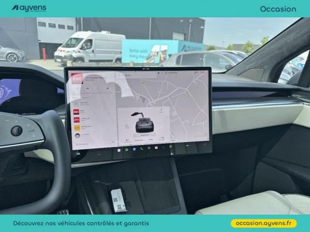 Tesla Model X image 3