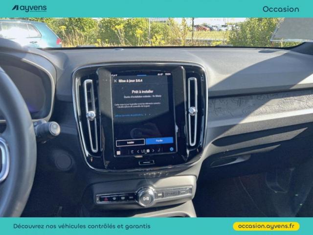 Volvo Xc40 image 9