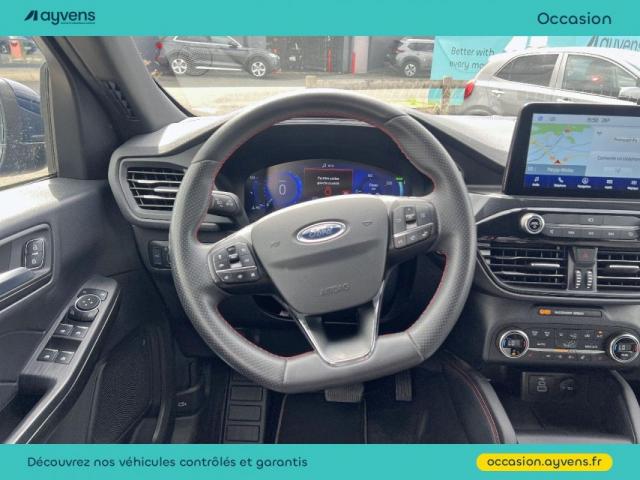 Ford Kuga image 3