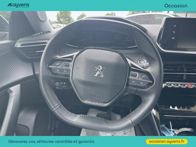 Peugeot 2008 image 8