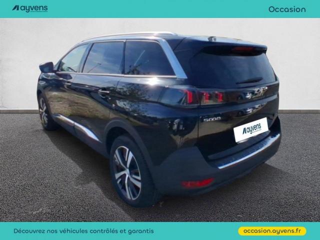 Peugeot 5008 image 1