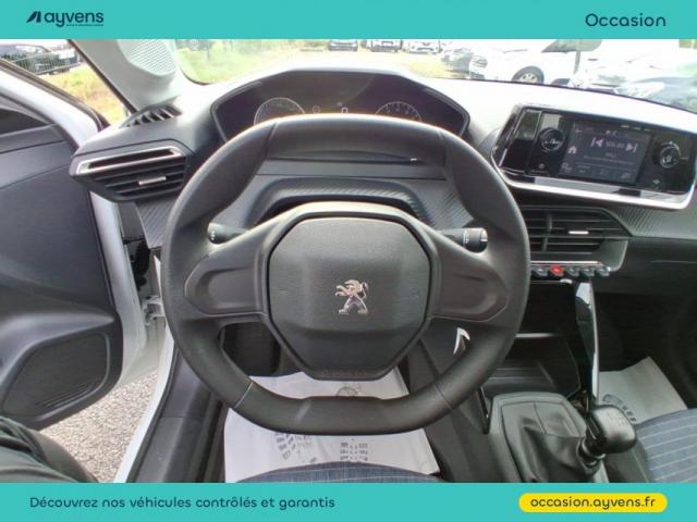 Peugeot 208 image 7