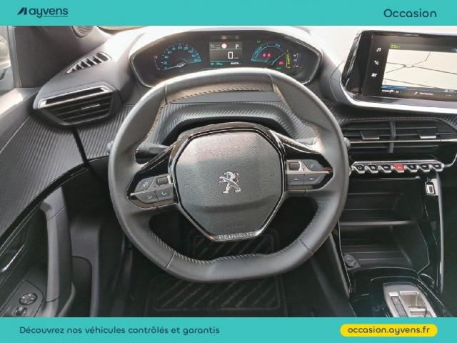 Peugeot 2008 image 1