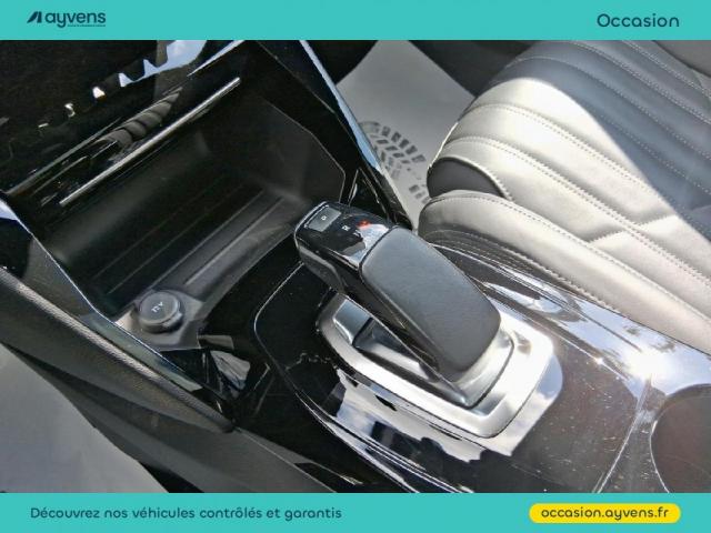 Peugeot 2008 image 8