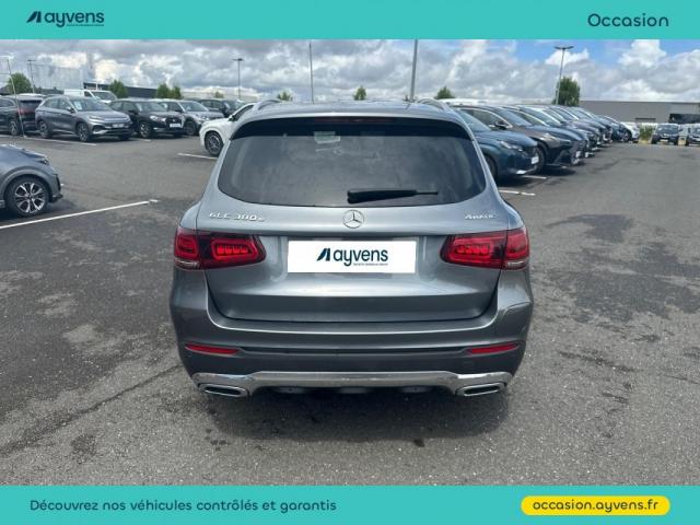 Mercedes Benz Glc image 8