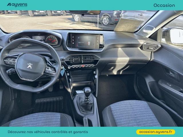 Peugeot 208 image 7