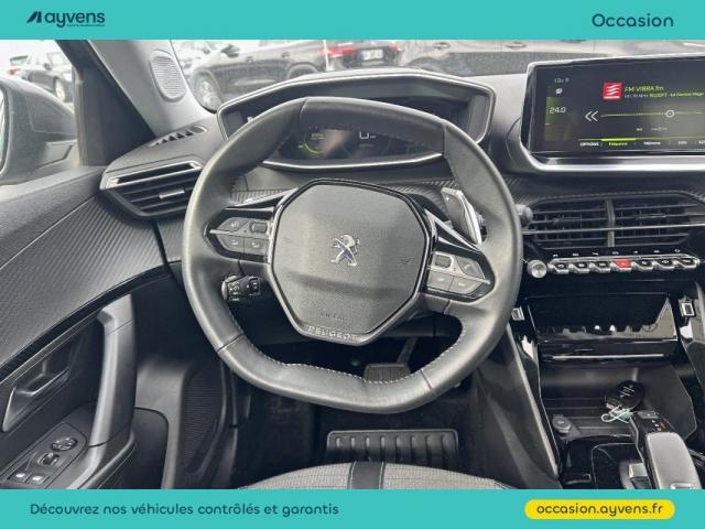 Peugeot 2008 image 8