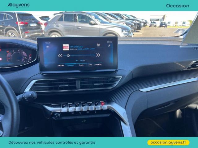 Peugeot 3008 image 3