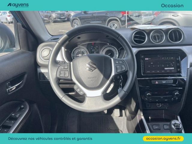 Suzuki Vitara image 8