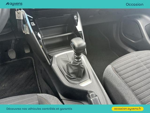 Peugeot 2008 image 6