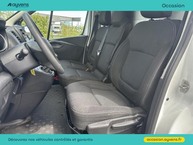 Renault Trafic image 9