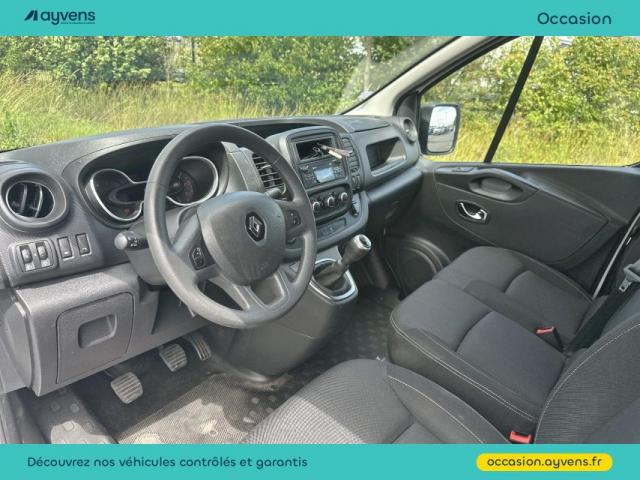 Renault Trafic image 2