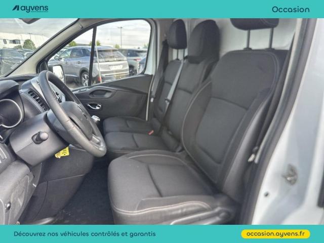 Renault Trafic image 9