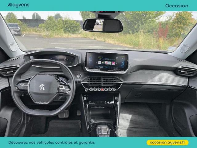 Peugeot 2008 image 8