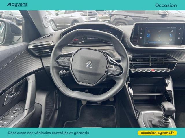 Peugeot 2008 image 2