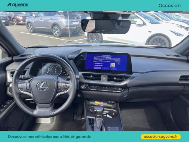 Lexus Ux image 1