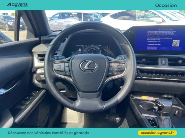 Lexus Ux image 2