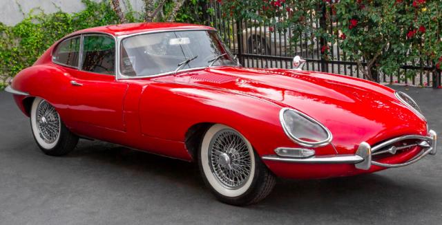 Jaguar E-Type image 2