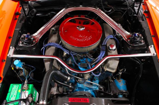 Ford Mustang image 6