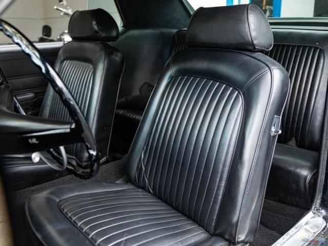 Ford Mustang image 1